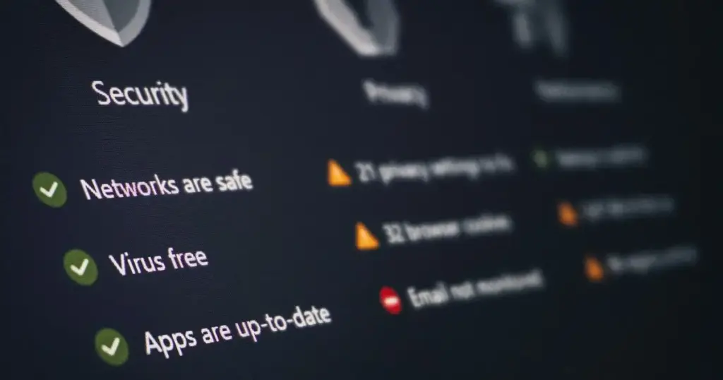 SMEs phishing attacks 2025 — cybersecurity threats